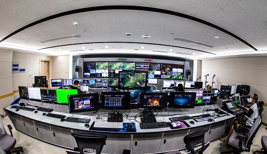 How Can a Remote KVM Switch Help with IT Management and Troubleshooting?